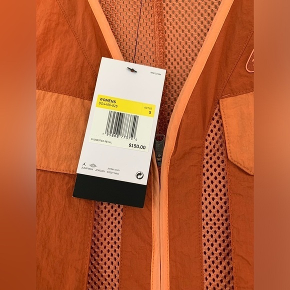 Jordan Women's 23 Engineered Layering Vest - Picture 4 of 8